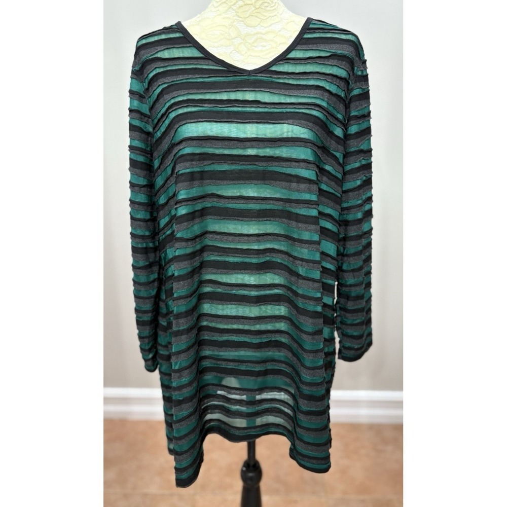 Ali Miles Womens 1X Green Grey Striped Ripple Textured V-Neck Tunic Top Sheer